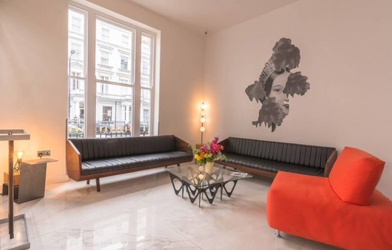 Victoria Inn, London