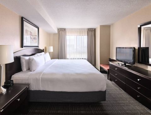 Hotel Les Suites Hotel Ottawa image