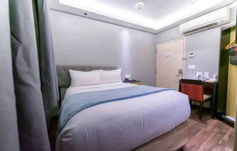 Madison LES Hotel, New York