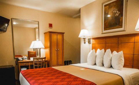 Hotel Econolodge Times Square image