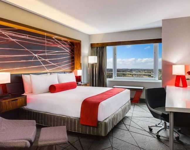 Crowne Plaza JFK Airport Hotel