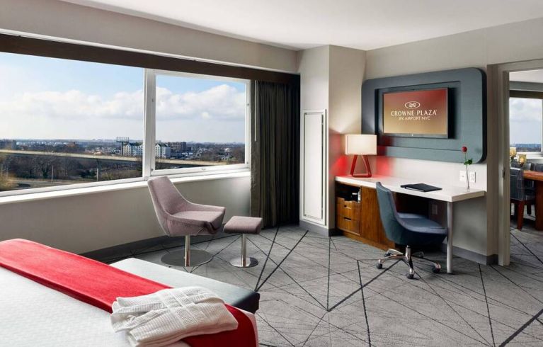 Crowne Plaza JFK Airport Hotel, New York