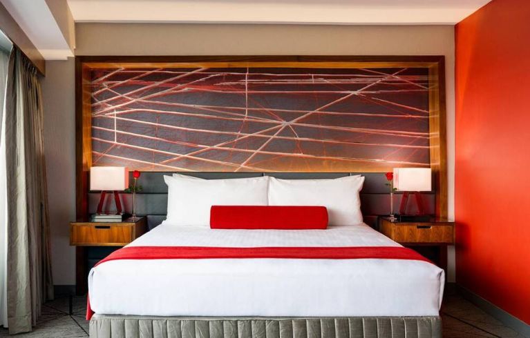 Crowne Plaza JFK Airport Hotel, New York