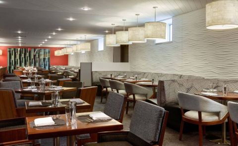 Hotel Crowne Plaza JFK Airport Hotel image