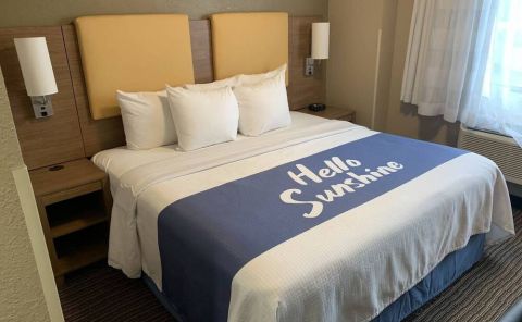 Hotel Days Inn Borough Park image