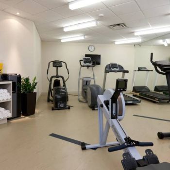 Hotel Holiday Inn Laval Montreal image