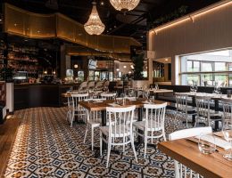 Holiday Inn Laval Montreal, Montreal