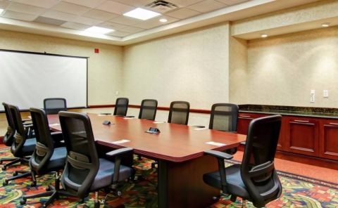 Hotel Hilton Garden Inn Burlington image