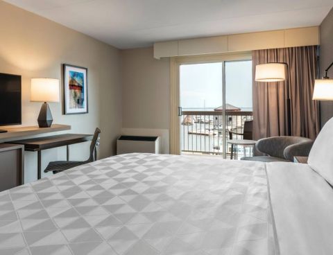 Hotel Holiday Inn Kingston Waterfront image