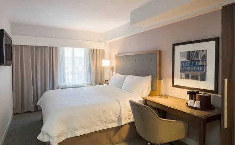 Hotel Hampton Inn Manhattan - Madison Square Garden image