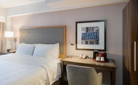 Hotel Hampton Inn Manhattan - Madison Square Garden image