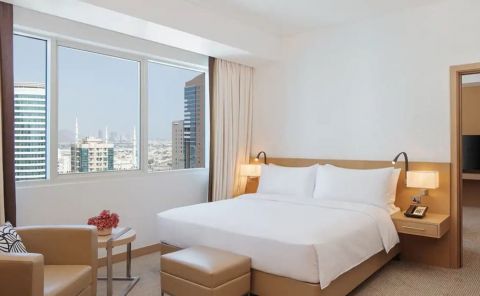 Hotel DoubleTree By Hilton Fujairah City image