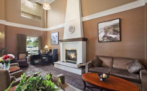 Hotel Travelodge Sudbury image