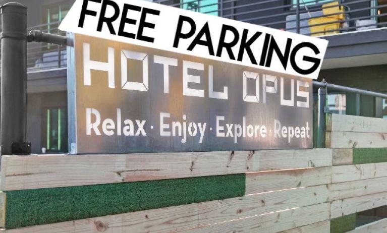 Free parking available at Hotel Opus Bronx.
