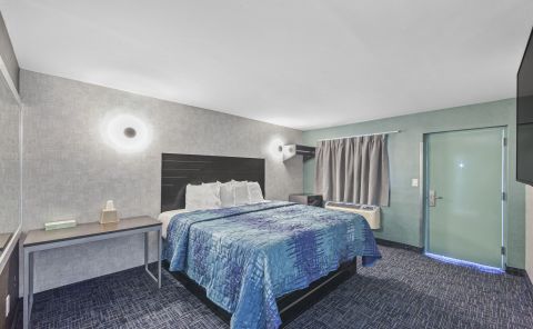 Hotel Hotel Opus Bronx image