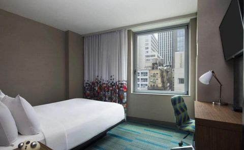 Hotel Aloft Manhattan Downtown - Financial District image