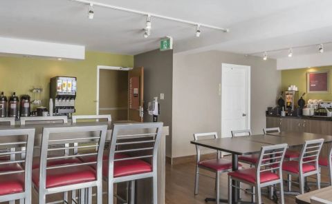 Hotel Comfort Inn Belleville image