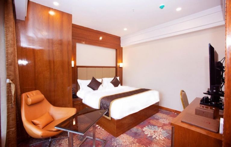 Kingston Hotel, Bangalore 