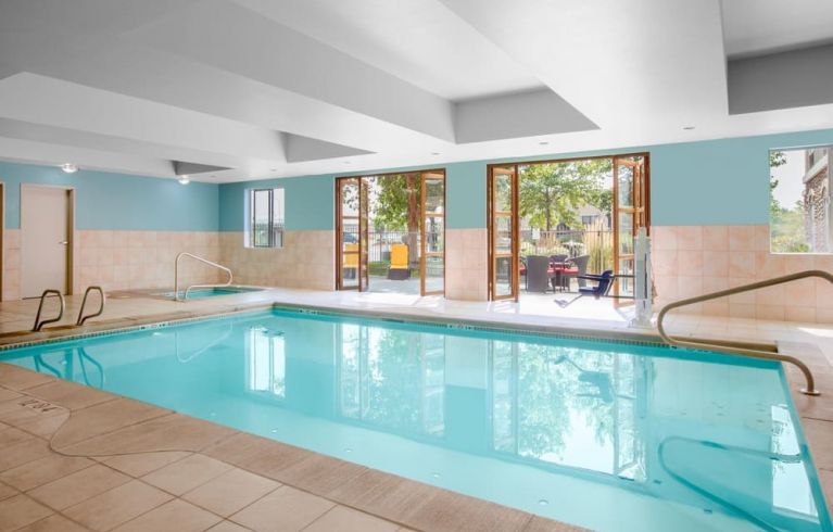 Holiday Inn Express & Suites Ontario, Ontario (OR)