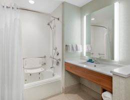 Holiday Inn Express & Suites Ontario, Ontario (OR)