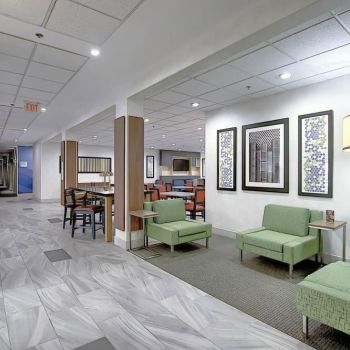 Hotel Holiday Inn Express & Suites Airport-Calgary image