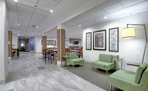 Hotel Holiday Inn Express & Suites Airport-Calgary image