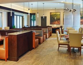 Comfortable dining and coworking space at DoubleTree San Antonio Airport.