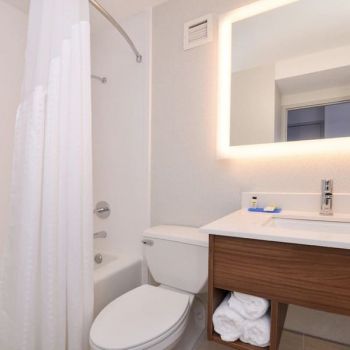 Hotel Holiday Inn Express Towson Baltimore N. image