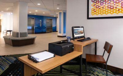 Dedicated business center with PC, internet, and printer at Holiday Inn Express Towson Baltimore N.