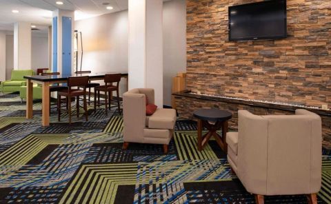 Hotel Holiday Inn Express Towson Baltimore N. image