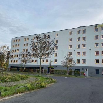 Hotel B&B Hotel Frankfurt-Airport image