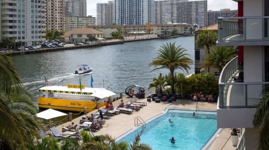 Beachwalk Elite Hotels and Resorts, HALLANDALE BEACH