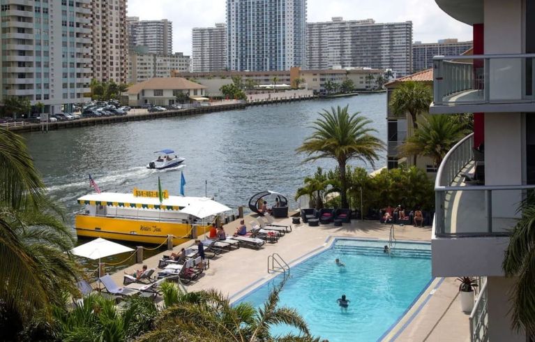 Beachwalk Elite Hotels and Resorts, HALLANDALE BEACH
