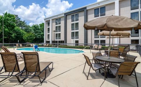 Hotel Comfort Inn Atlanta Airport image