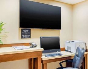 Dedicated business center with PC, internet, and printer at Comfort Inn Atlanta Airport.