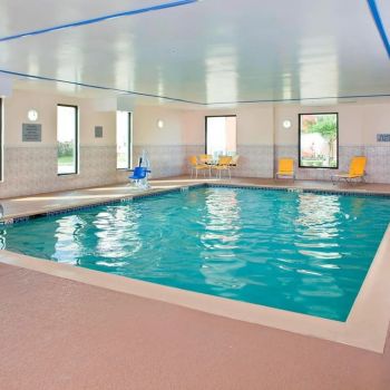 Hotel Fairfield Inn & Suites Houston Hobby Airport image