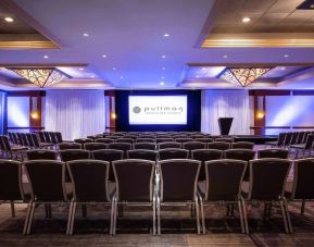 Professional meeting room at Pullman Miami Airport.
