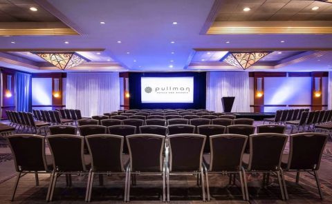 Hotel Pullman Miami Airport image