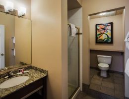 Ramada by Wyndham Vancouver Downtown, Vancouver (CAN)