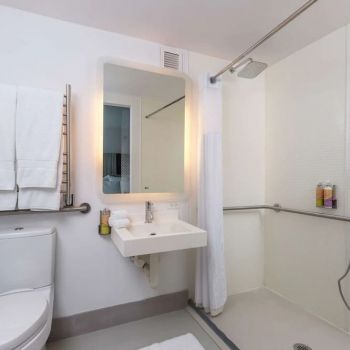 Hotel YOTEL New York image