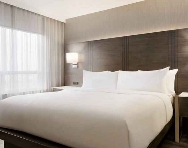 Embassy Suites By Hilton Toronto Airport