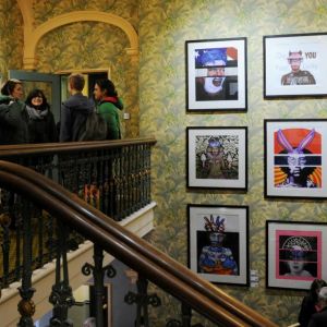 The hotel’s art gallery is free for visitors to peruse at their leisure and offers a range of artistic styles to admire.