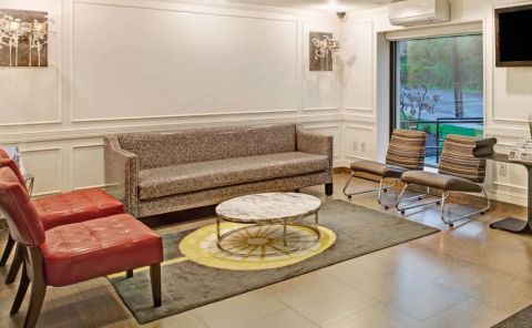 Hotel Ramada Staten Island image