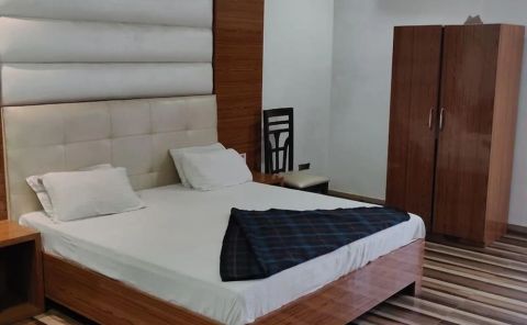 Hotel Hotel Mandakini Royale image