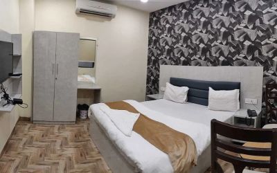Hotel Mandakini Royale, Kanpur