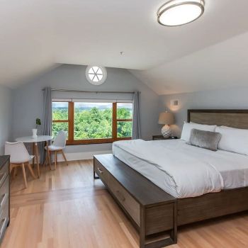Hotel Skylaranna Hotel & Resort image