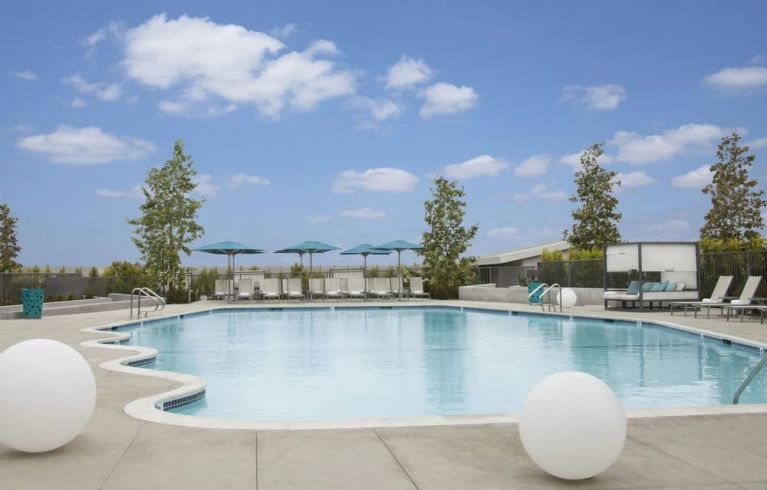 Hyatt Regency at Los Angeles International Airport, Los Angeles
