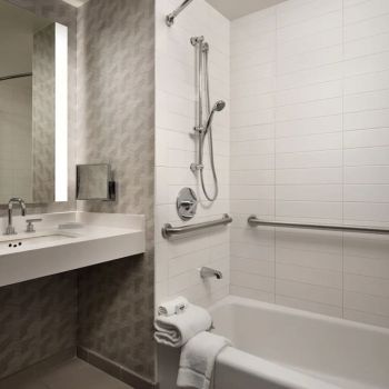Hotel Hyatt Regency at Los Angeles International Airport image