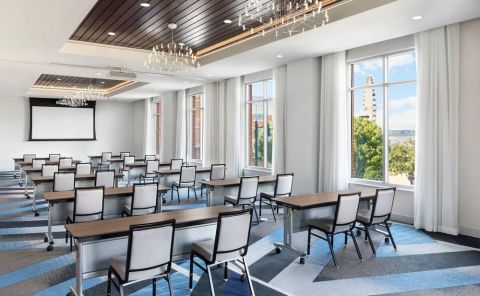 Hotel Hyatt Place National Harbor image