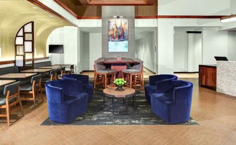 Hotel Hyatt Place Denver Airport image